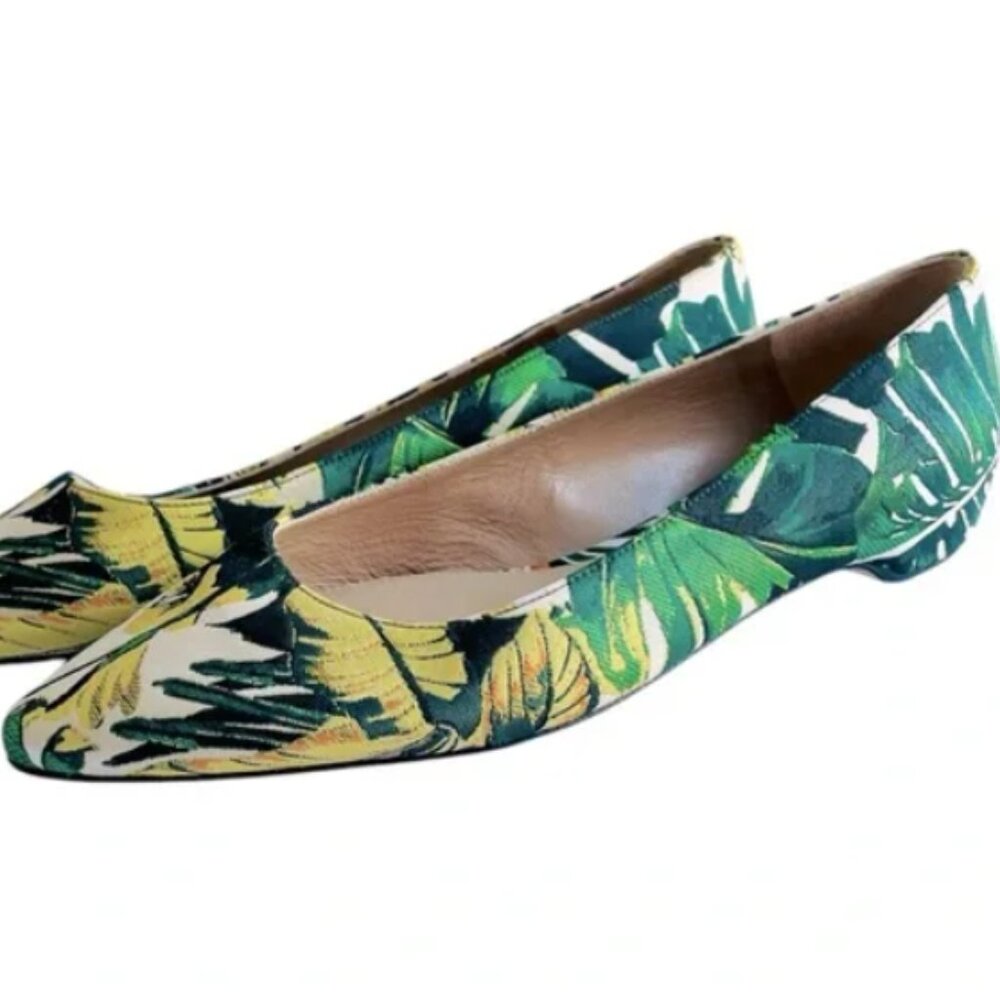 Stuart Weitzman Julie Flats Size 7.5 Green Floral NWOT